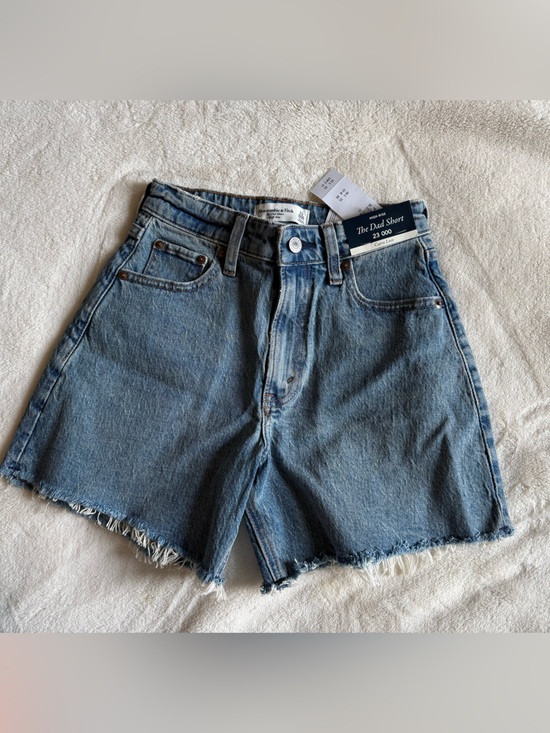 Abercrombie & Fitch Pants - NWT Abercrombie Curve Love Dad Shorts!